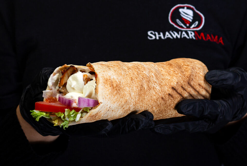 Где вкусно пообедать в Харькове: ShawarMama – место для ценителей стрит-фуда.